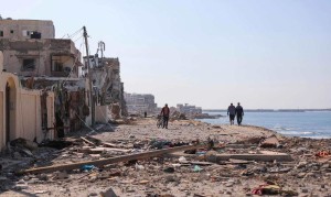 關鍵時刻，參加加沙?；鹫勁械目ㄋ柎韴F遭遇車禍3死3傷